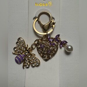 New Bee, heart and faux pearl keychain